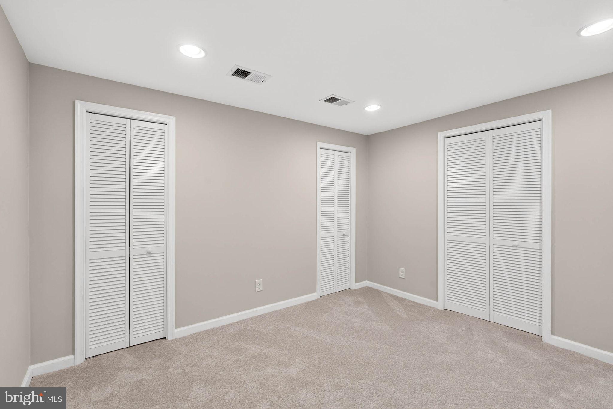 515 South Rolling Road Baltimore, MD 21228 - Photo 40 of 72 Gallery Image 40
