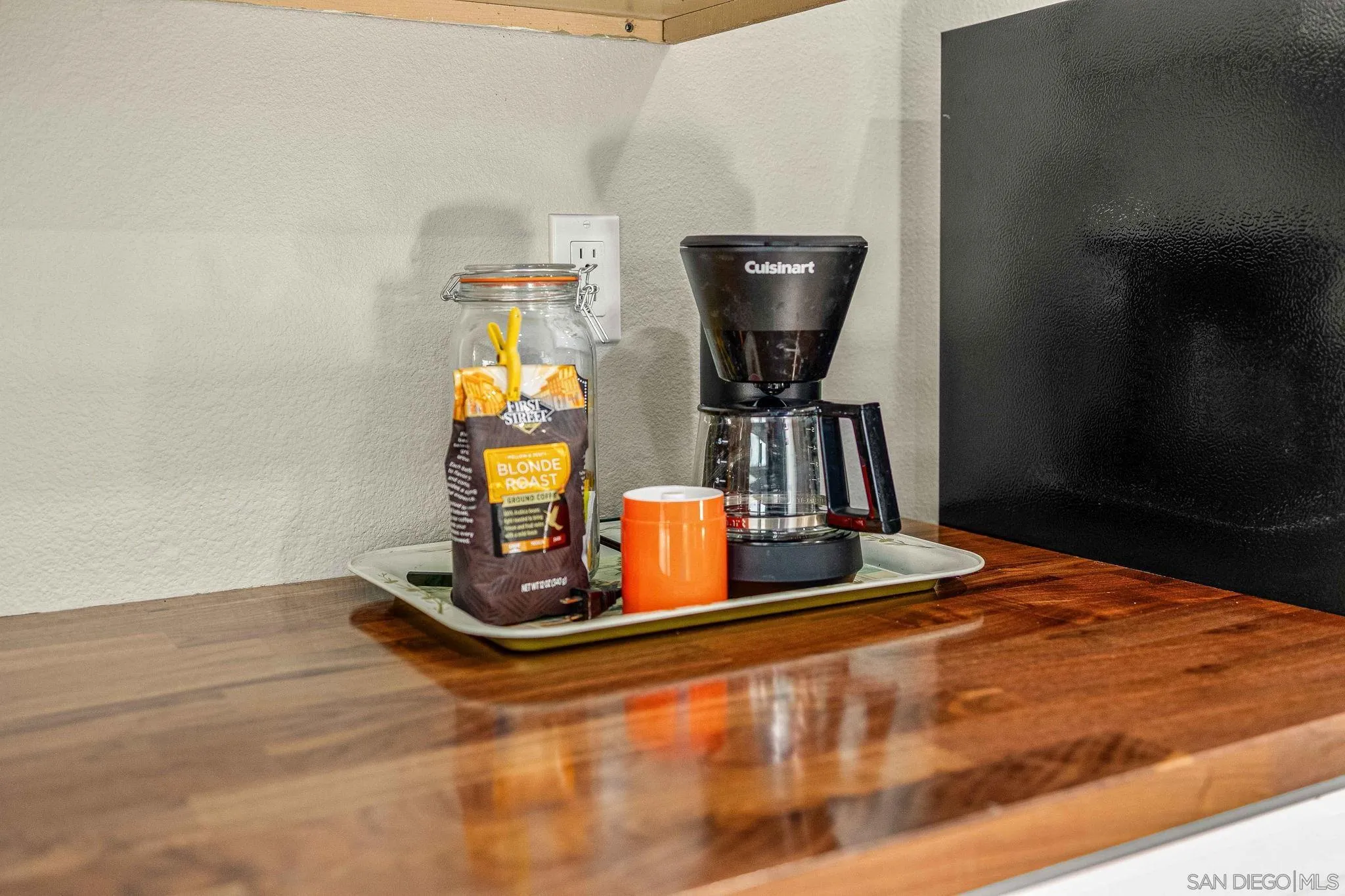 6081 Horton Drive, Unit CASITA La Mesa, CA 91942 - Photo 8 of 30 a room with gym equipment