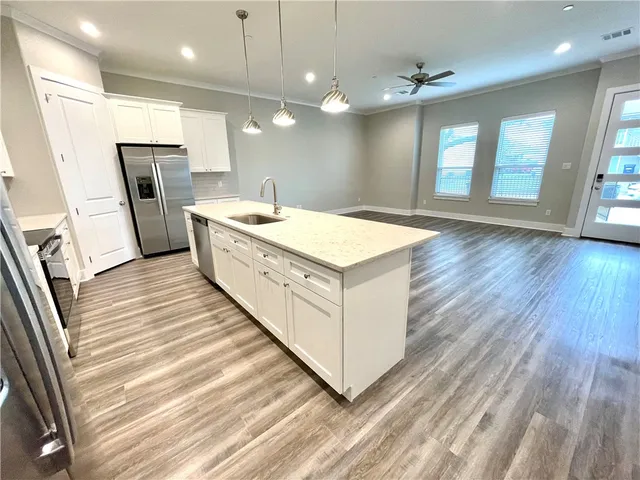 $3,750 | 710 Vassar Court, Unit B, College Station, TX 77840