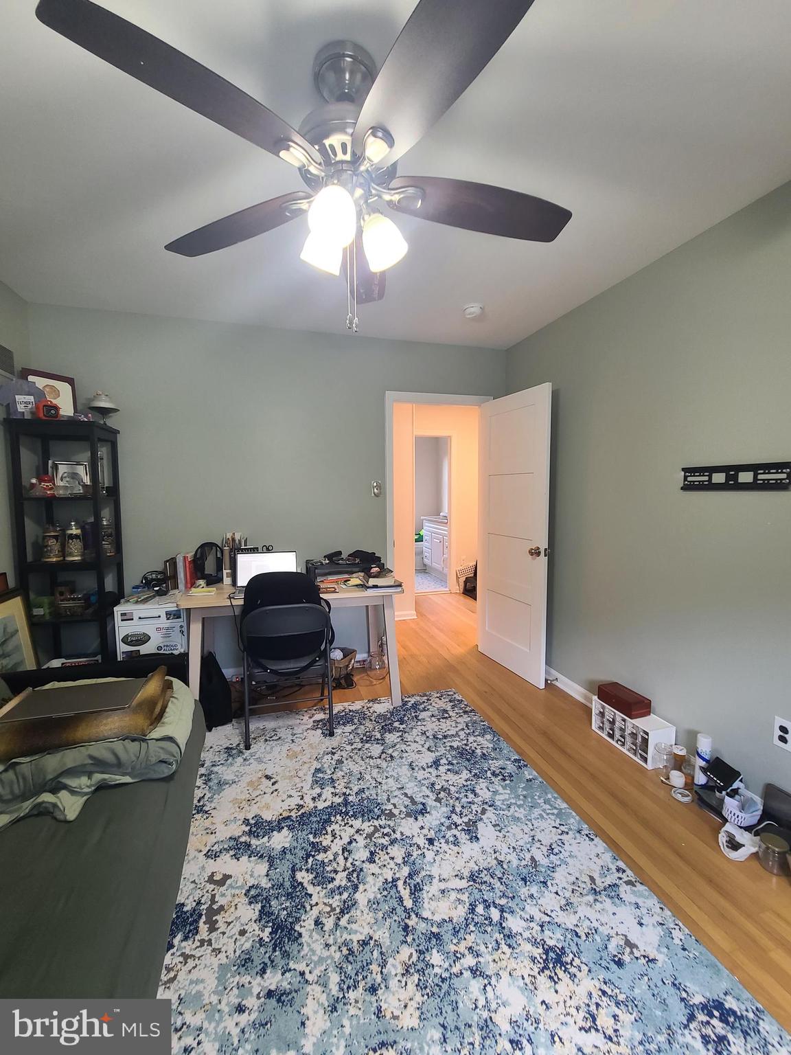 2105 Hemlock Road Norristown, PA 19403 - Photo 39 of 75 Front Middle BR View #2