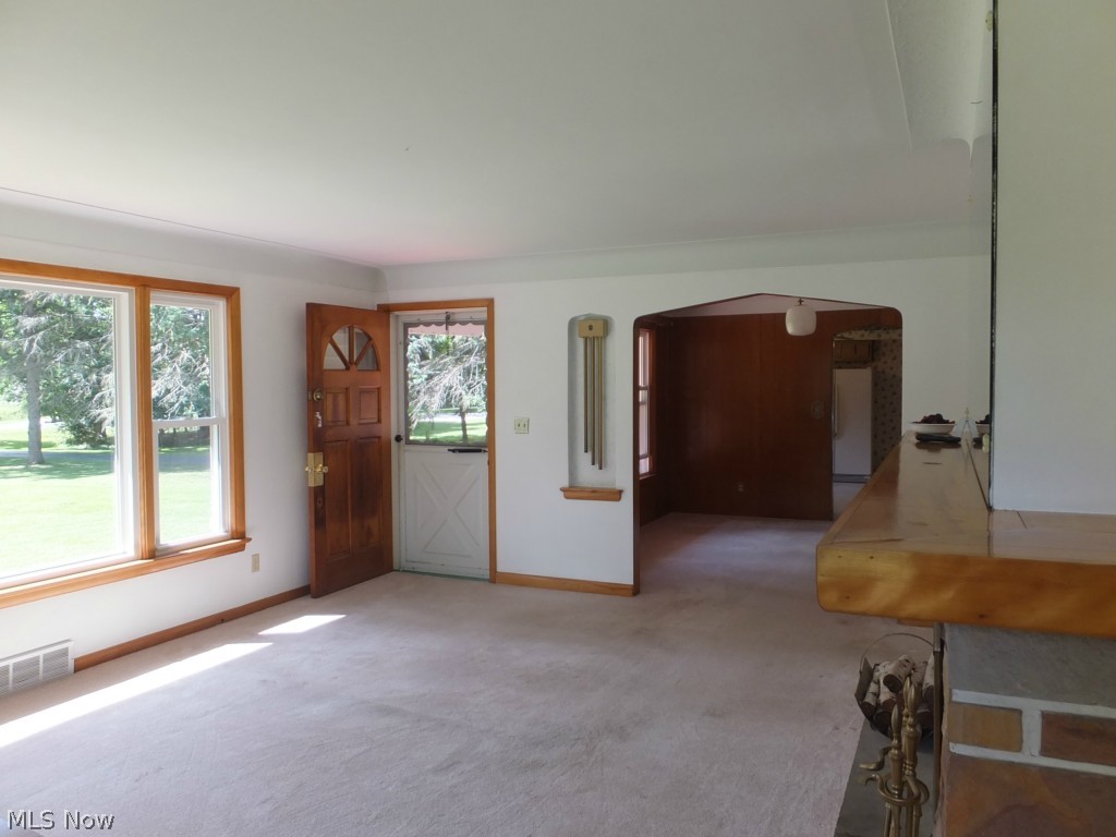 18307 Alexander Road Walton Hills, OH 44146 - Photo 4 of 25