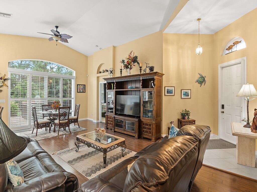 6159 Arlington Way Fort Pierce, FL 34951 - Photo 11 of 33 4