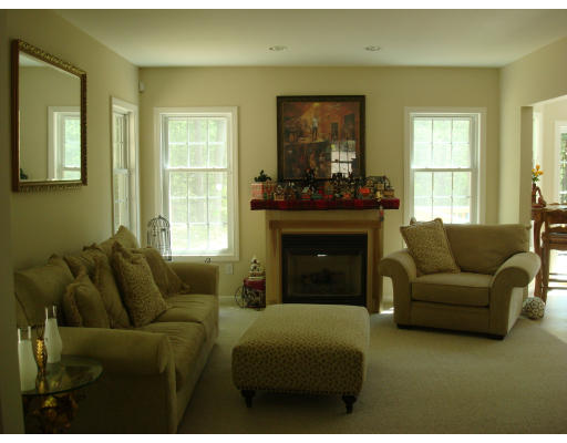 310 Fomer Road Southampton, MA 01073 - Photo 4 of 18 Gallery Image 4