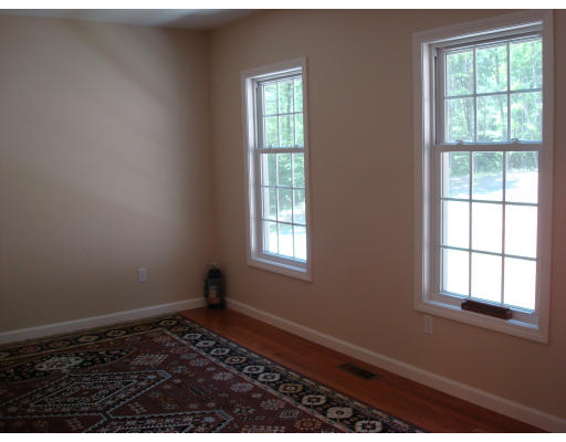 310 Fomer Road Southampton, MA 01073 - Photo 7 of 18 Gallery Image 7