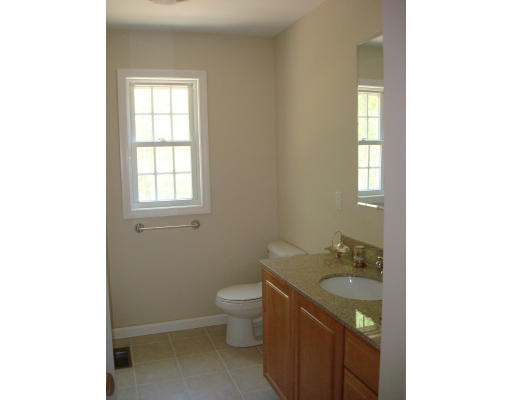 310 Fomer Road Southampton, MA 01073 - Photo 9 of 18 Gallery Image 9