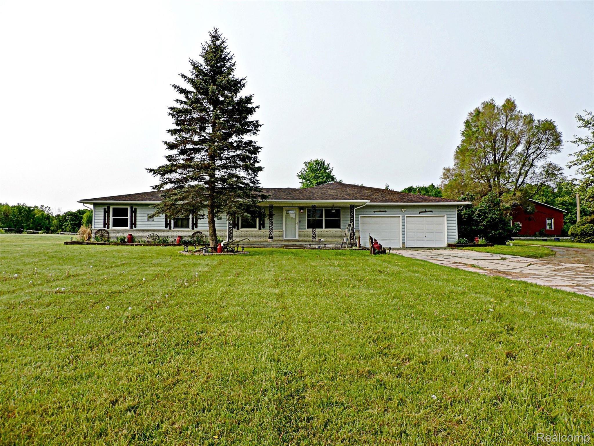 11342 East Carpenter Road Davison, MI 48423 - Photo 1 of 57 1.JPG