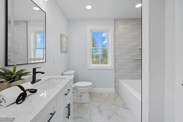 $949,398 | 22 Balsam Hl Road, Ludlow, MA 01056