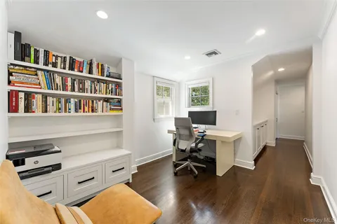 $2,995,000 | 57 Tisdale Road, Scarsdale, NY 10583