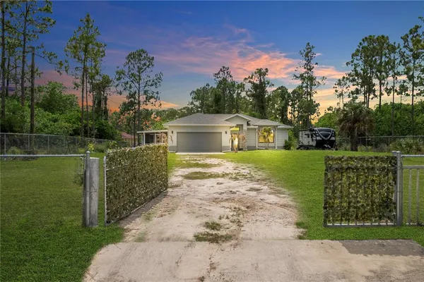 $327,900 | 2021 Hines Avenue, Alva, FL 33920