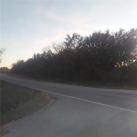 $89,900 | 4-acres East 315th Street, Drexel, MO 64742