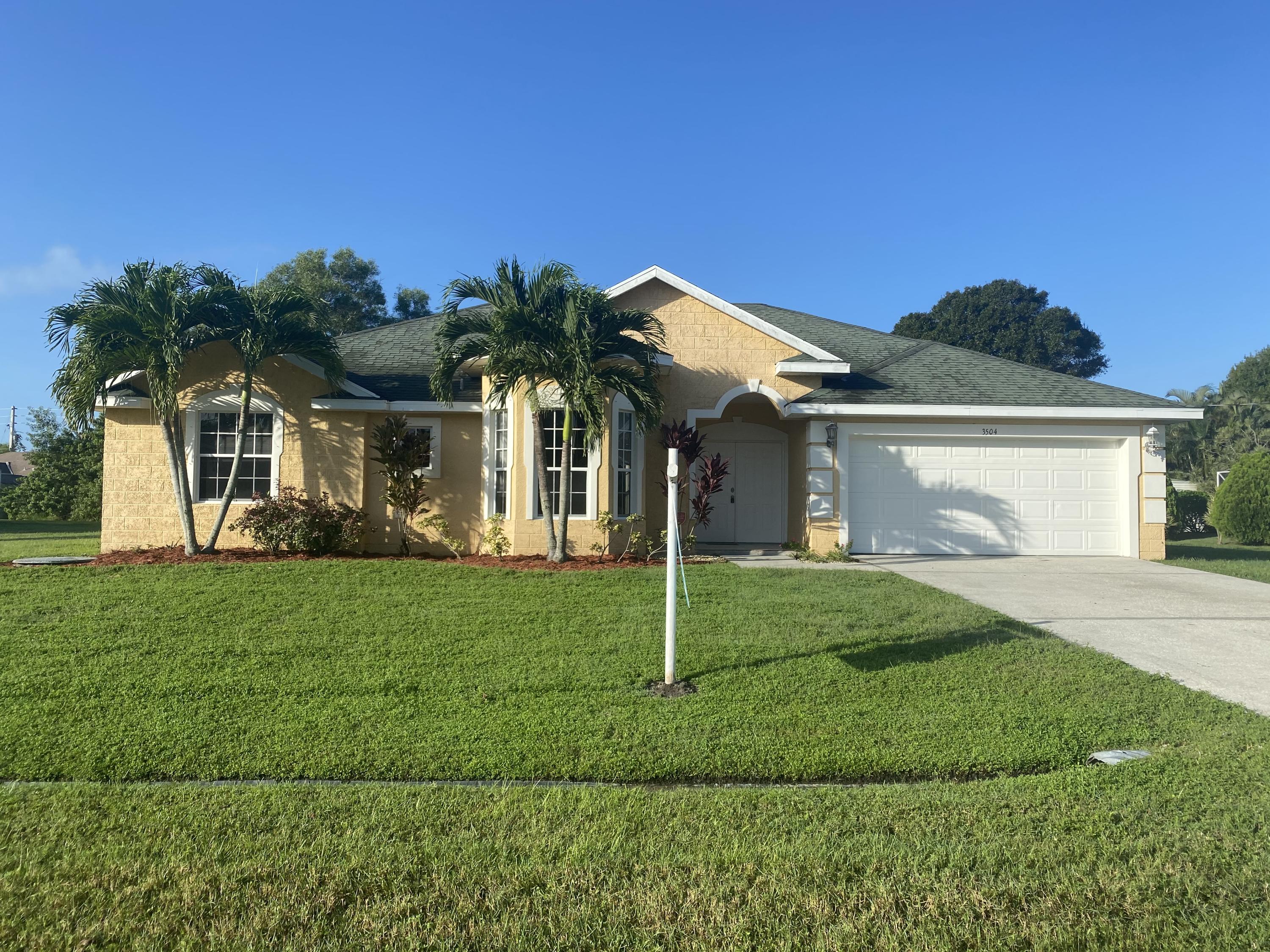 3504 Southwest Macon Road Port St. Lucie, FL 34953 - Photo 2 of 15 Front View