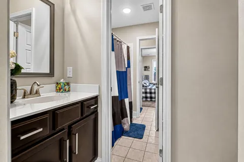 $235,900 | 216 Drayton Drive, Unit H, Clarksville, TN 37042