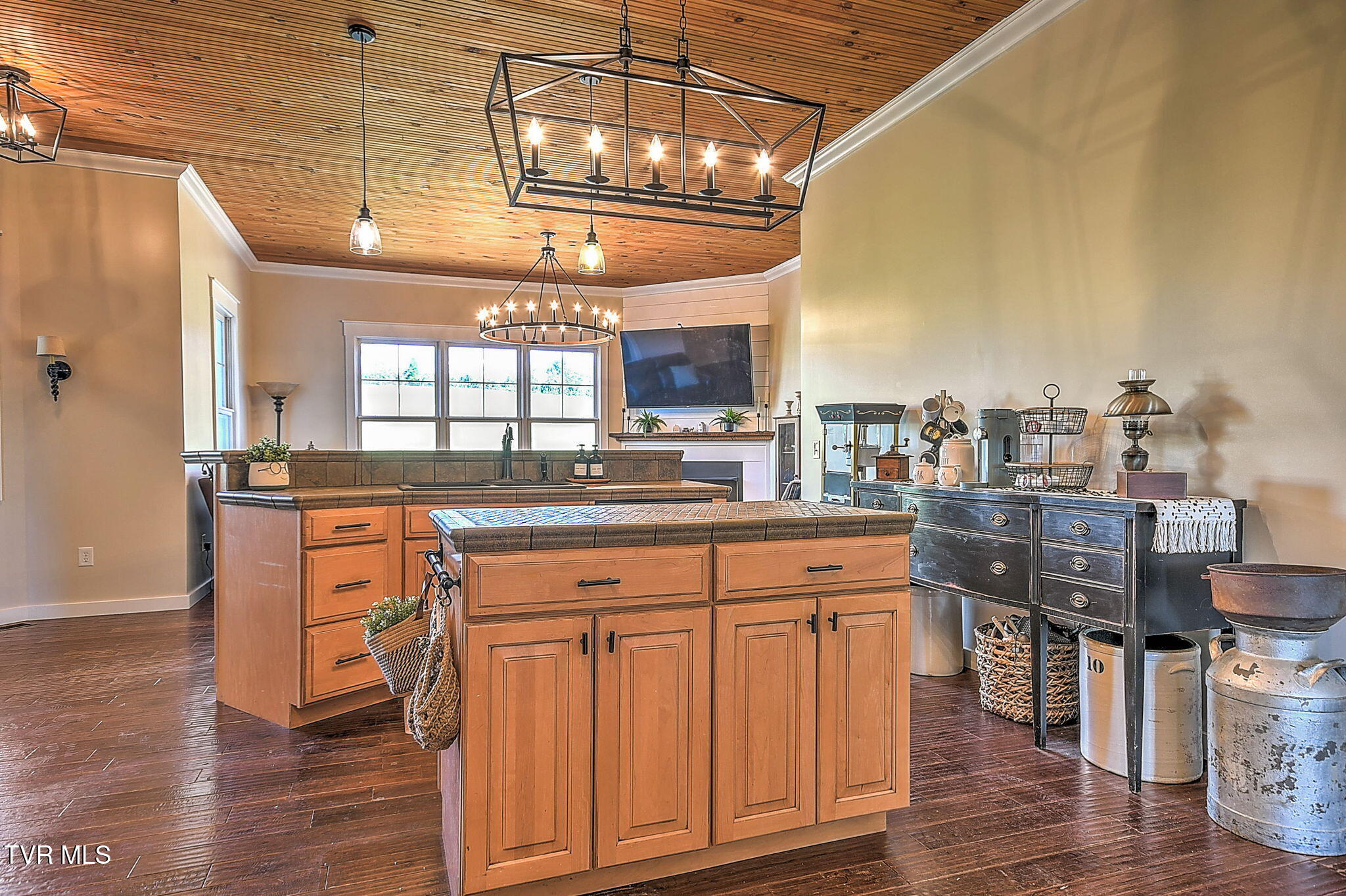 167 Gray Road Bristol, TN 37620 - Photo 22 of 86 23-web-or-mls-167 Gray DM-23