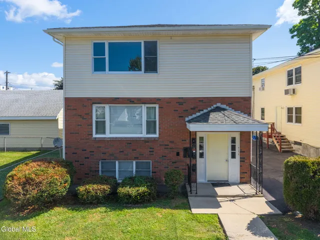 $1,250 | 59 Miller Avenue, Unit B, Albany, NY 12203