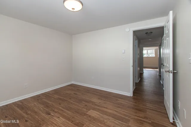 $1,250 | 59 Miller Avenue, Unit B, Albany, NY 12203