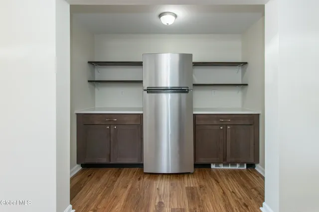 $1,250 | 59 Miller Avenue, Unit B, Albany, NY 12203