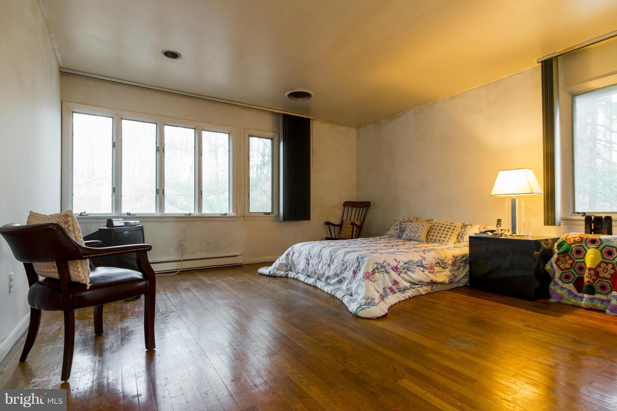 7183 Brooks Road Highland, MD 20777 - Photo 11 of 28 Bedroom (Master)