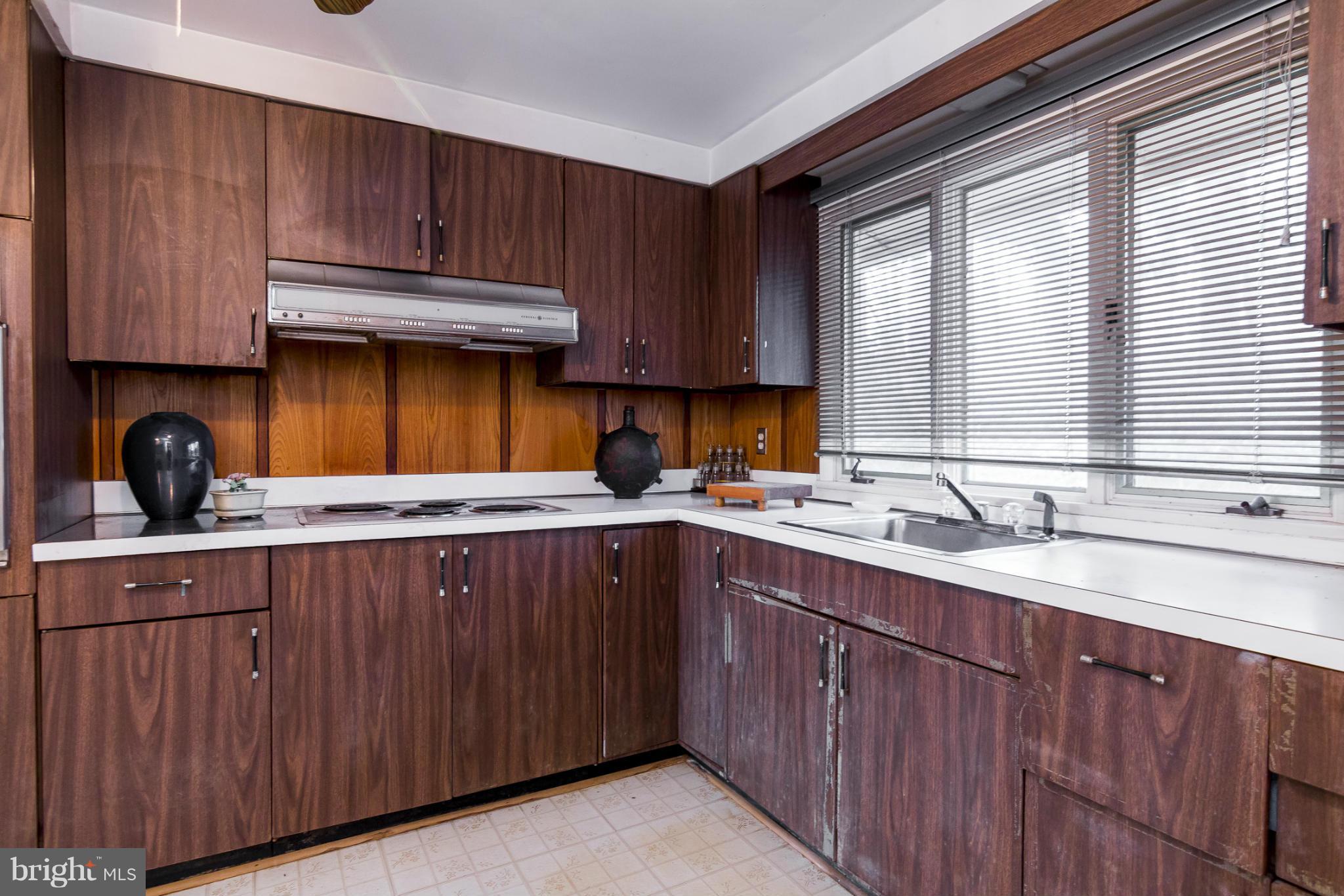 7183 Brooks Road Highland, MD 20777 - Photo 23 of 28 In Law Suite Kitchen