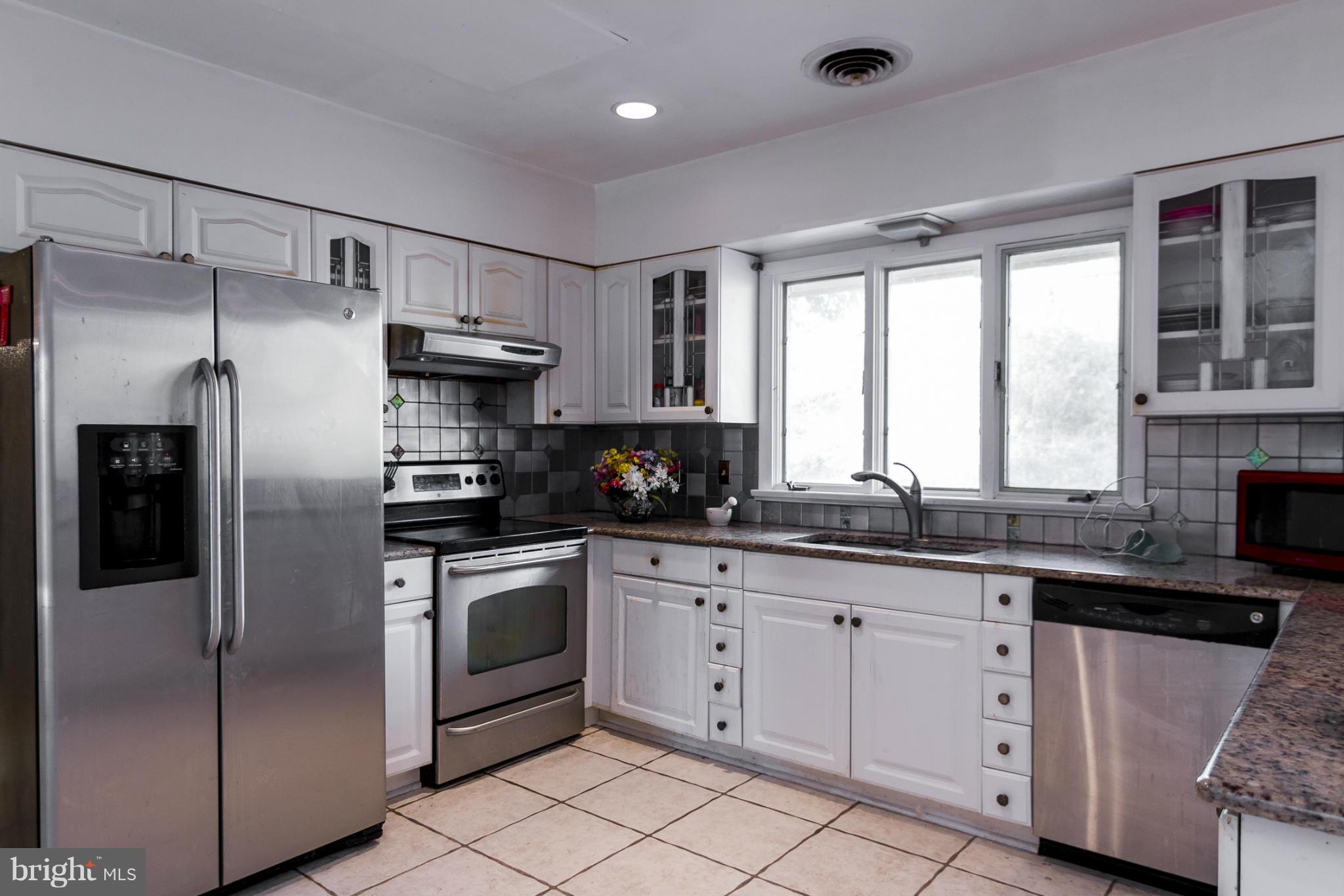 7183 Brooks Road Highland, MD 20777 - Photo 9 of 28 Kitchen