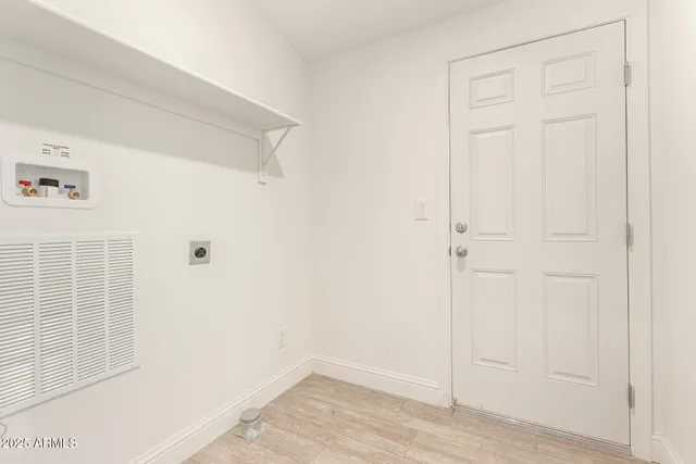 $350,000 | 7633 East Harmony Avenue, Mesa, AZ 85209