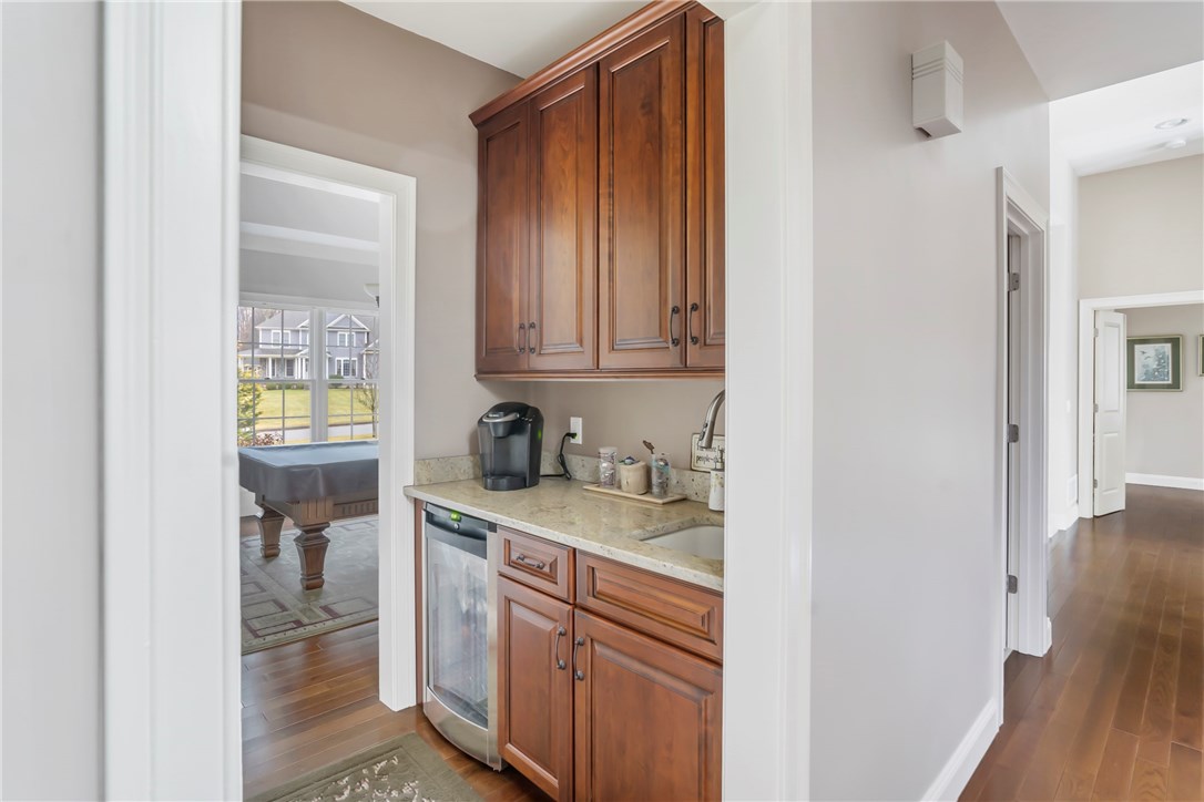 10 Winterberry Road Lincoln, RI 02865 - Photo 15 of 40 Gallery Image 15