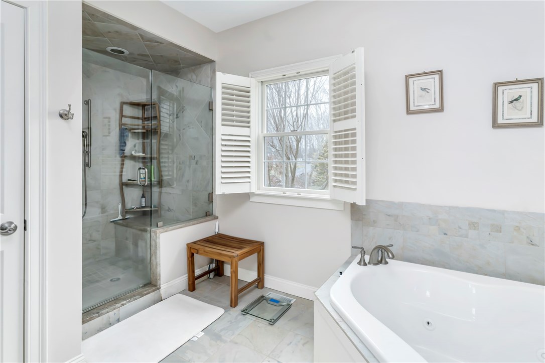 10 Winterberry Road Lincoln, RI 02865 - Photo 25 of 40 Gallery Image 25