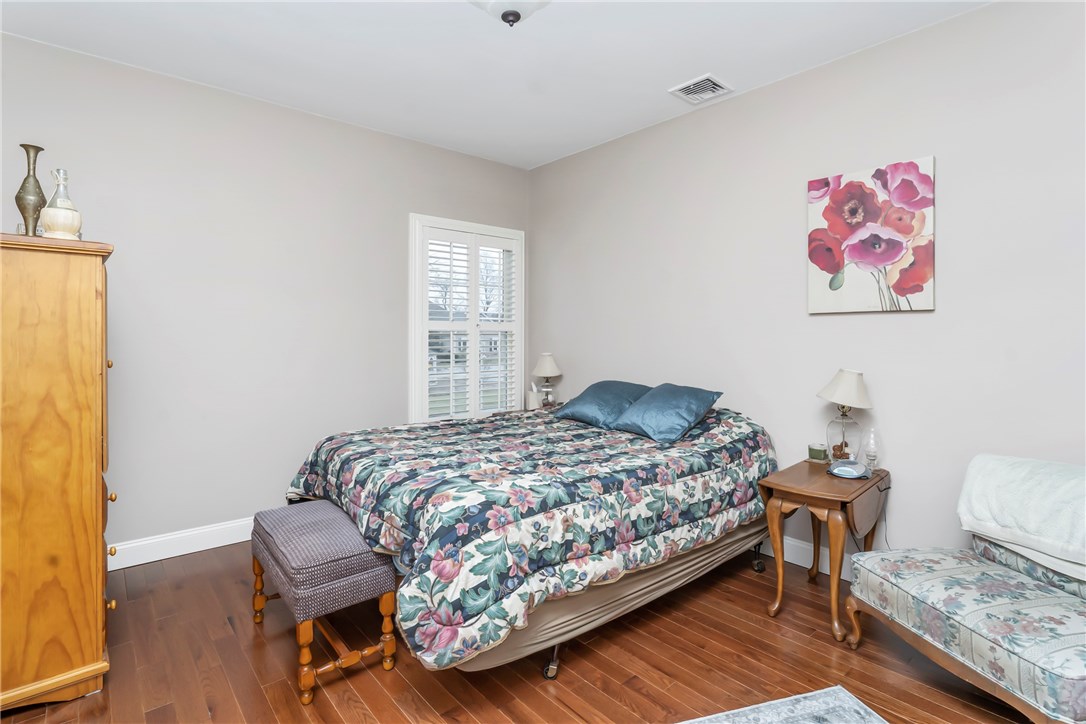 10 Winterberry Road Lincoln, RI 02865 - Photo 29 of 40 Gallery Image 29