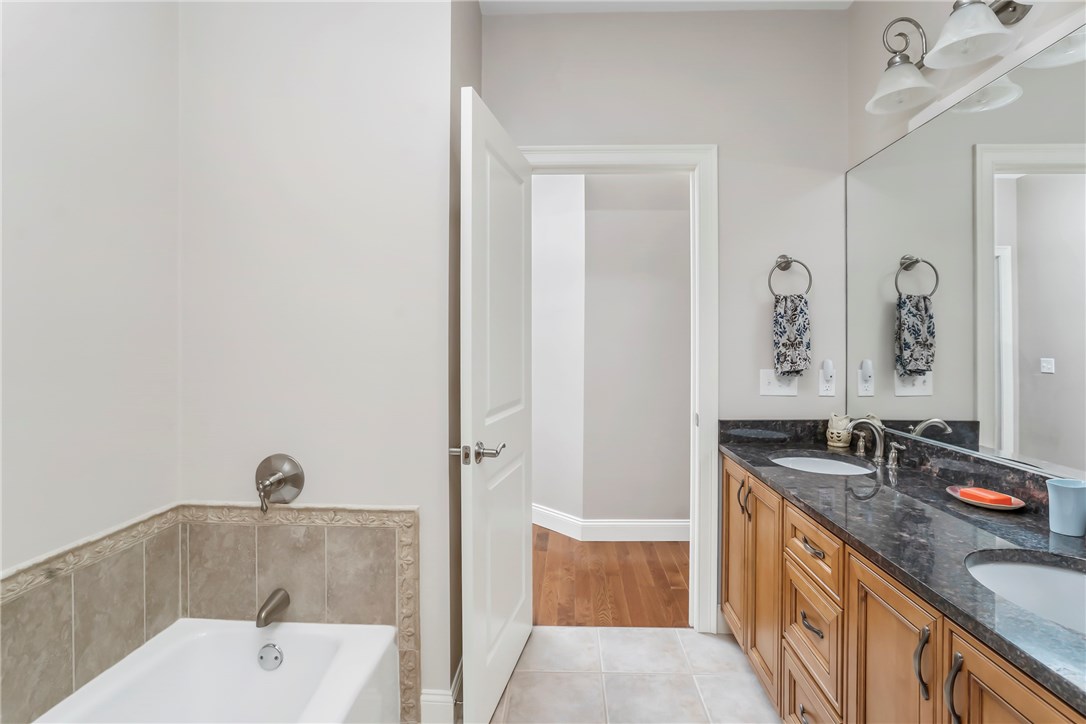 10 Winterberry Road Lincoln, RI 02865 - Photo 31 of 40 Gallery Image 31