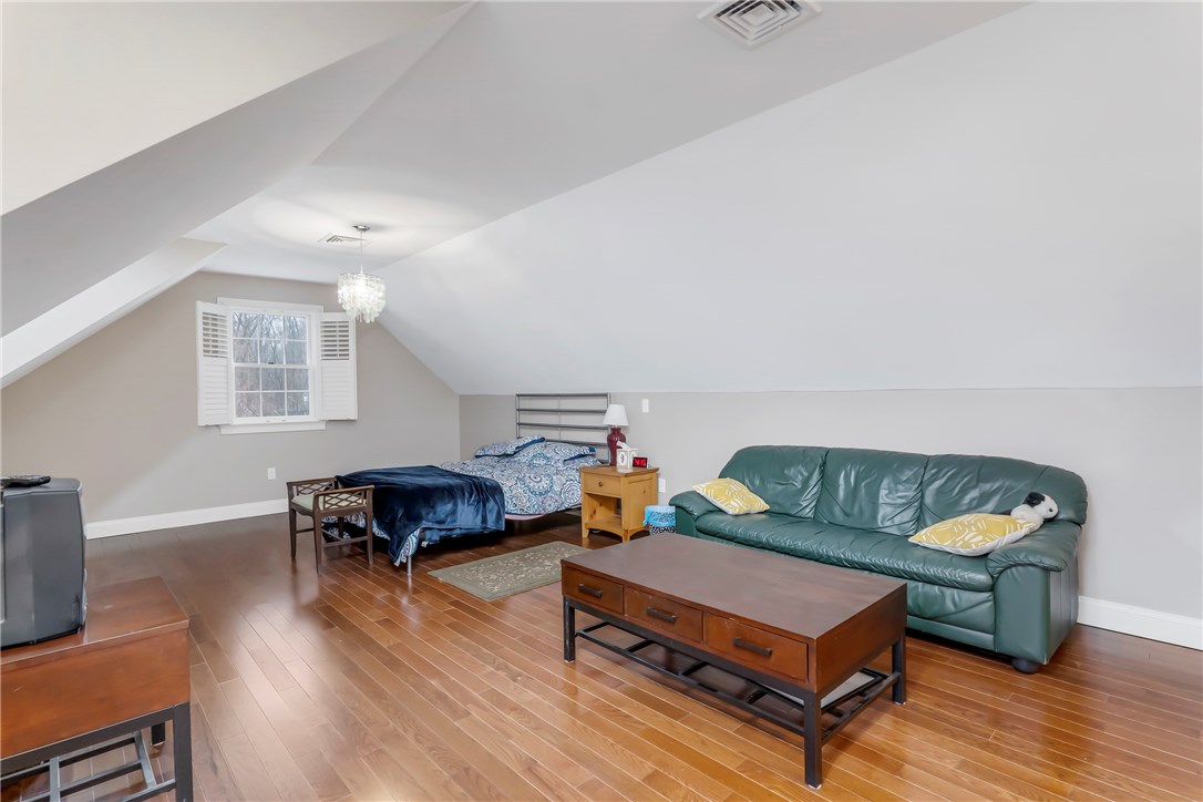 10 Winterberry Road Lincoln, RI 02865 - Photo 32 of 40 Gallery Image 32