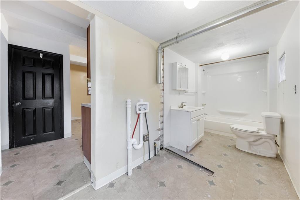 70 Noblestown Road Carnegie, PA 15106 - Photo 11 of 21 Gallery Image 11