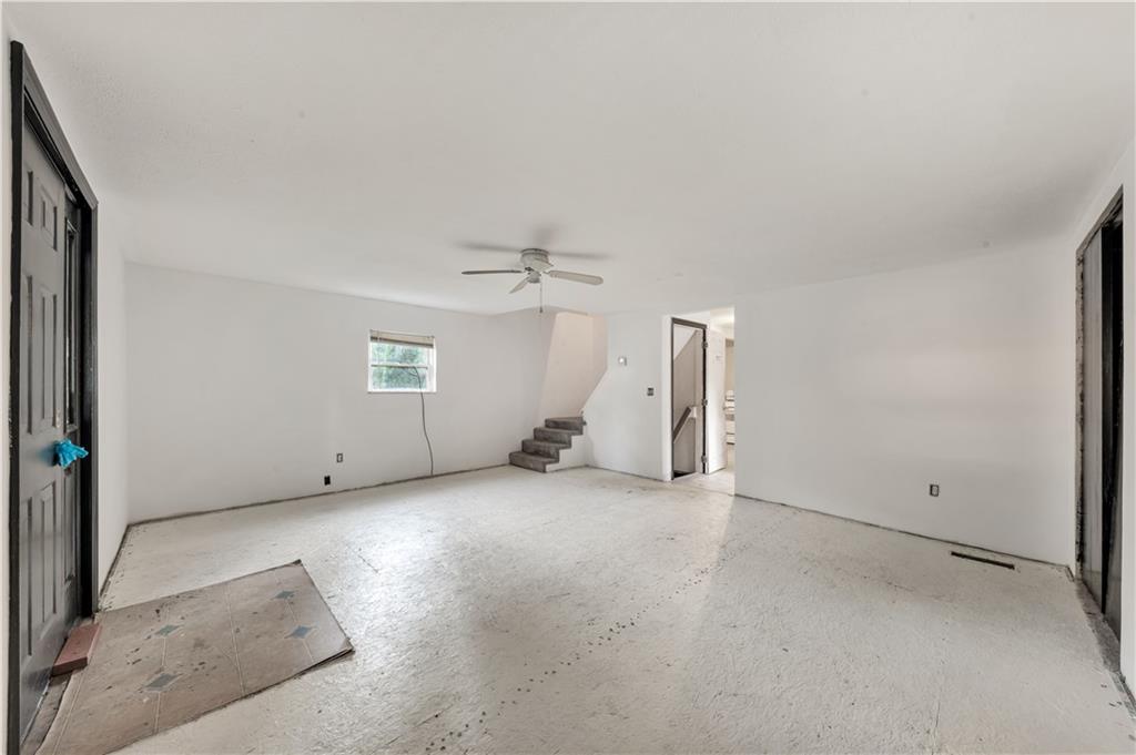70 Noblestown Road Carnegie, PA 15106 - Photo 2 of 21 Gallery Image 2