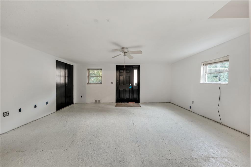 70 Noblestown Road Carnegie, PA 15106 - Photo 5 of 21 Gallery Image 5