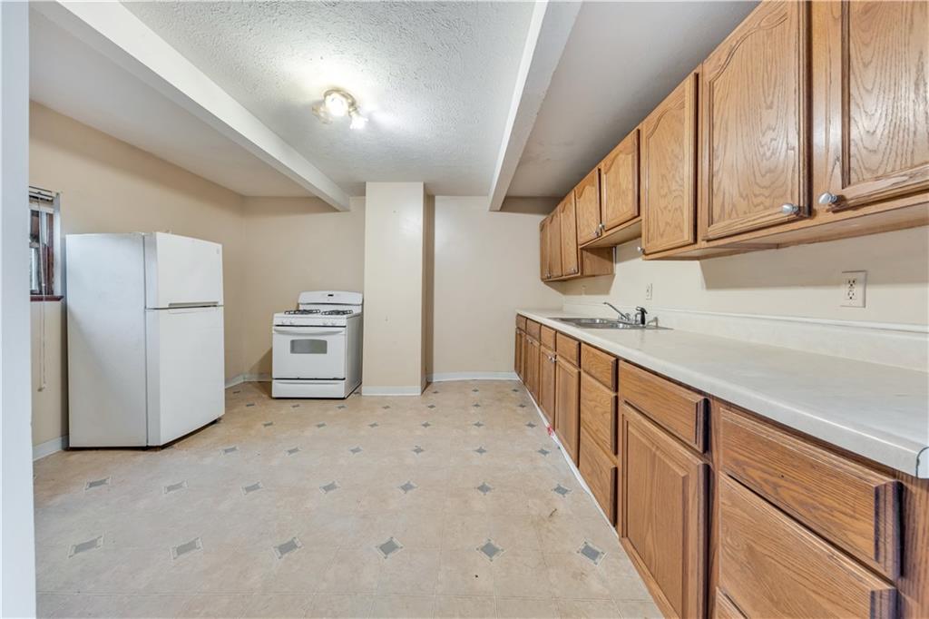 70 Noblestown Road Carnegie, PA 15106 - Photo 6 of 21 Gallery Image 6