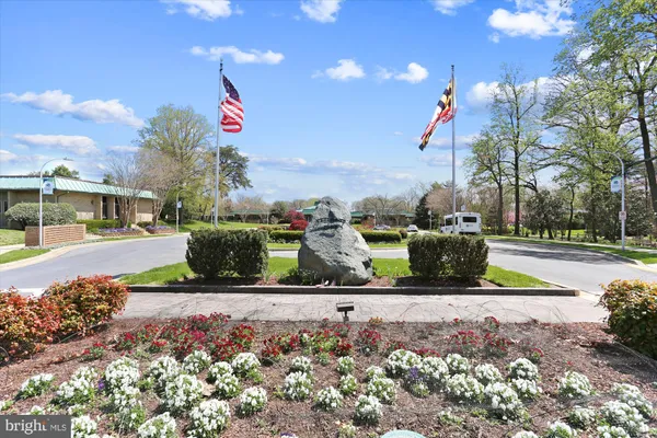 $2,000 | 3625 Gleneagles Drive, Unit 21A, Silver Spring, MD 20906