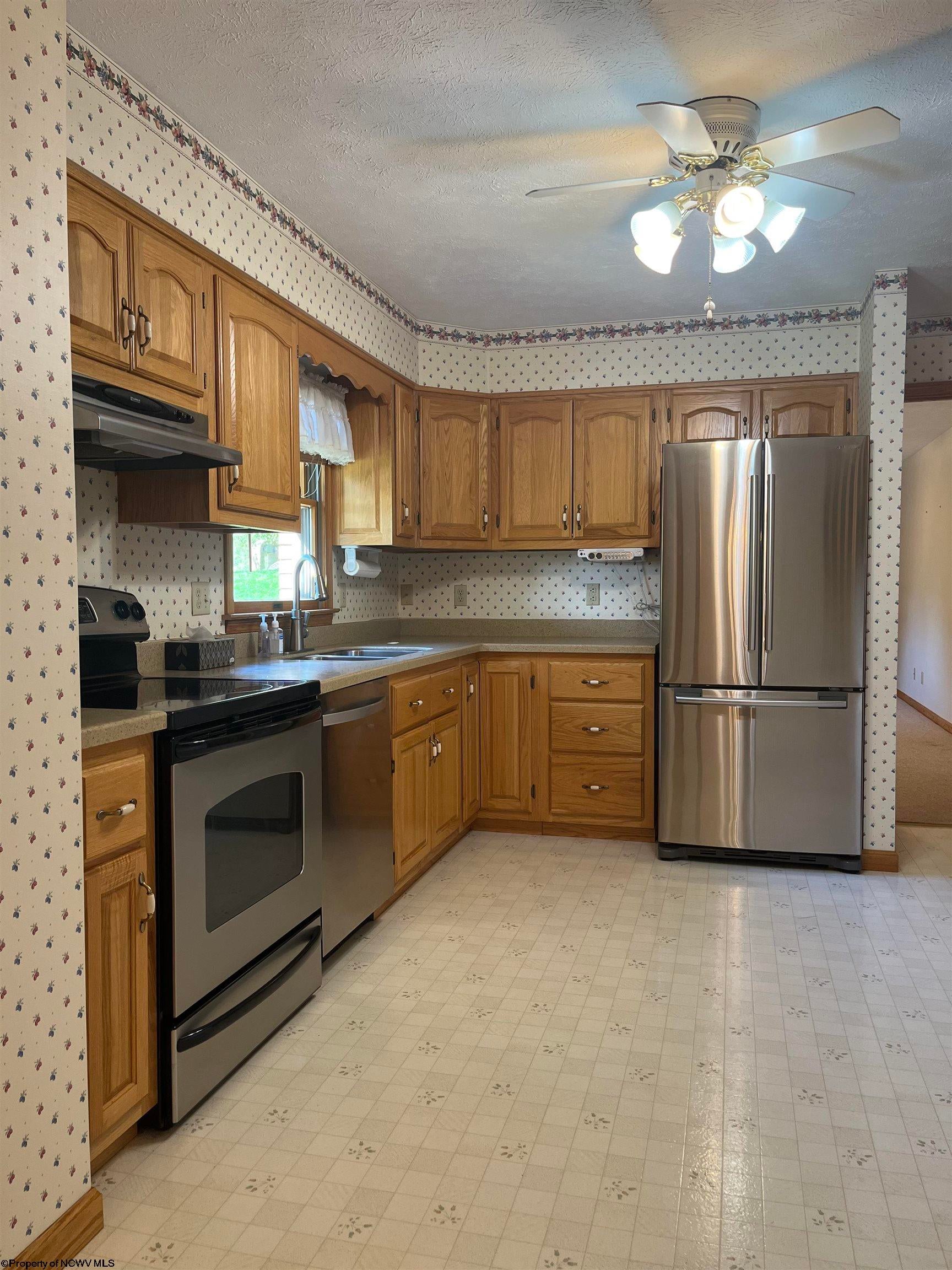 123 Frum Road Bridgeport, WV 26330 - Photo 10 of 27 Gallery Image 10