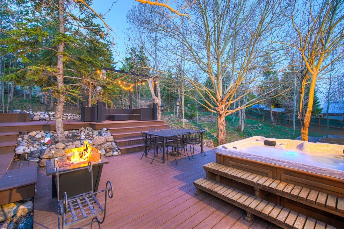379 Hummingbird Circle Silverthorne, CO 80498 - Photo 33 of 44 a outdoor view with sitting space