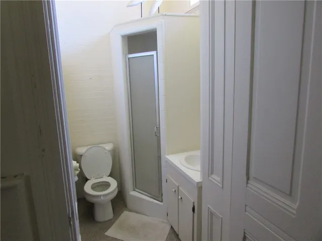 $275,500 | 221 East Garden Street, Goliad, TX 77963