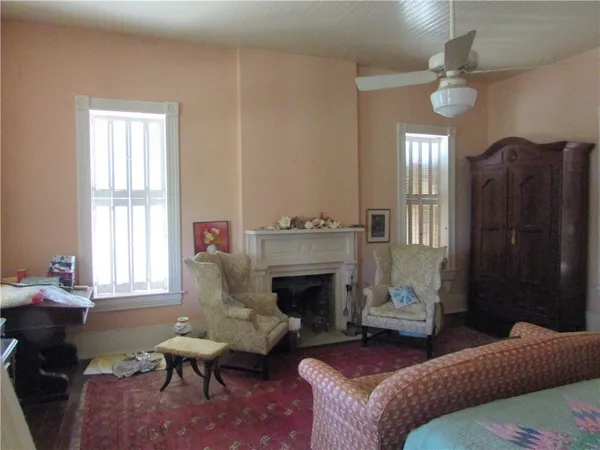 $275,500 | 221 East Garden Street, Goliad, TX 77963