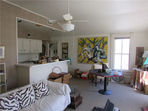 $275,500 | 221 East Garden Street, Goliad, TX 77963