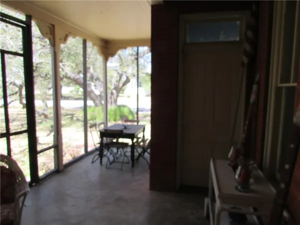 $275,500 | 221 East Garden Street, Goliad, TX 77963
