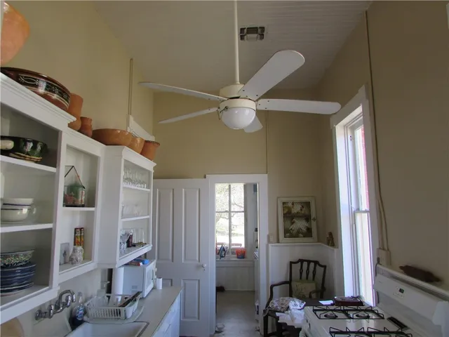 $275,500 | 221 East Garden Street, Goliad, TX 77963