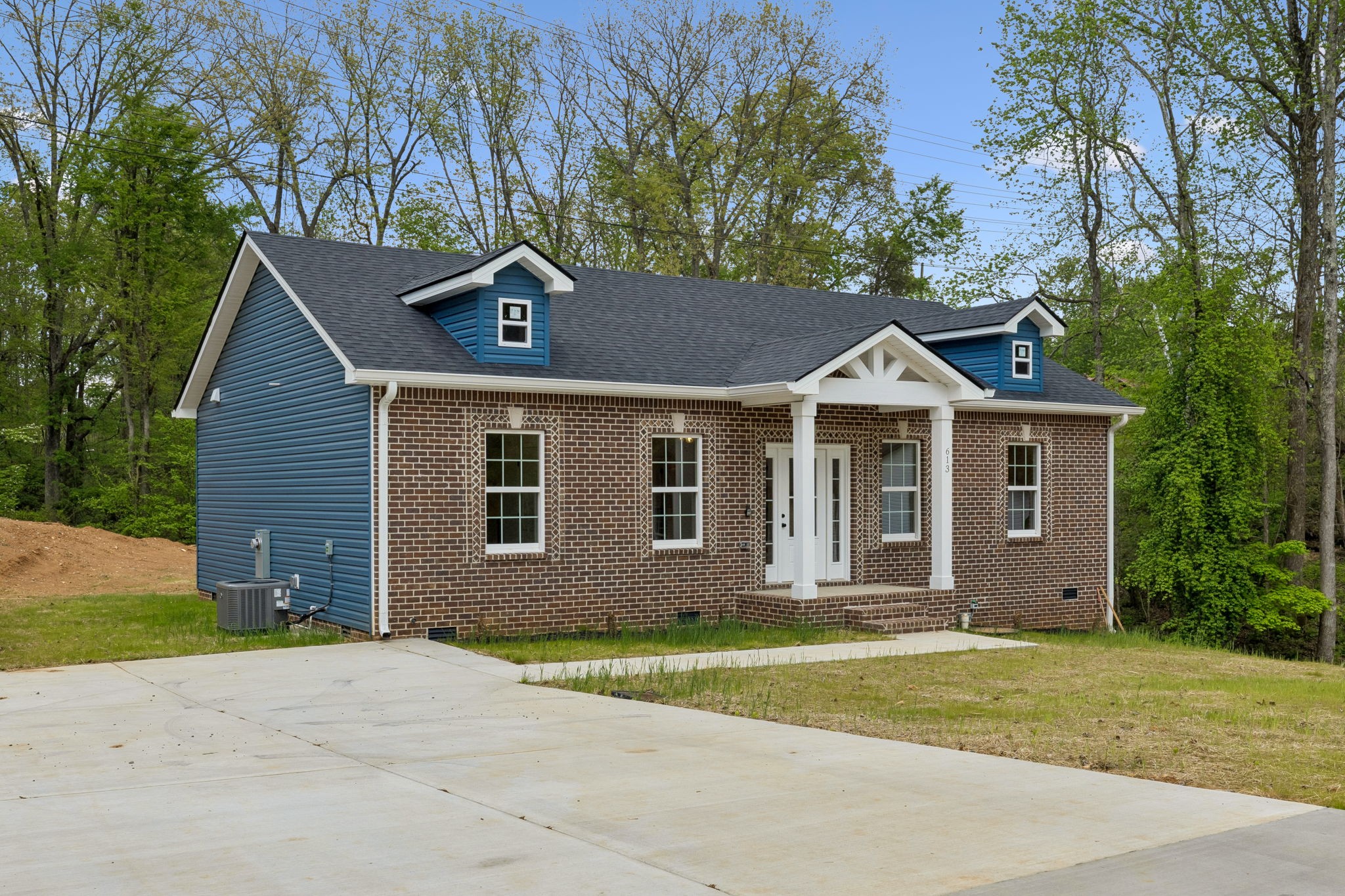 613 Hill Road Clarksville, TN 37040 - Photo 4 of 30
