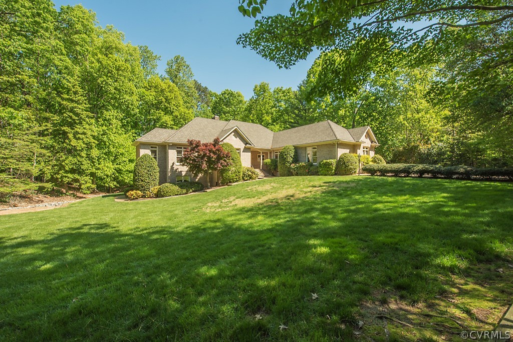 11904 Reeds Bluff Lane Midlothian, VA 23113 - Photo 3 of 50 Gallery Image 3