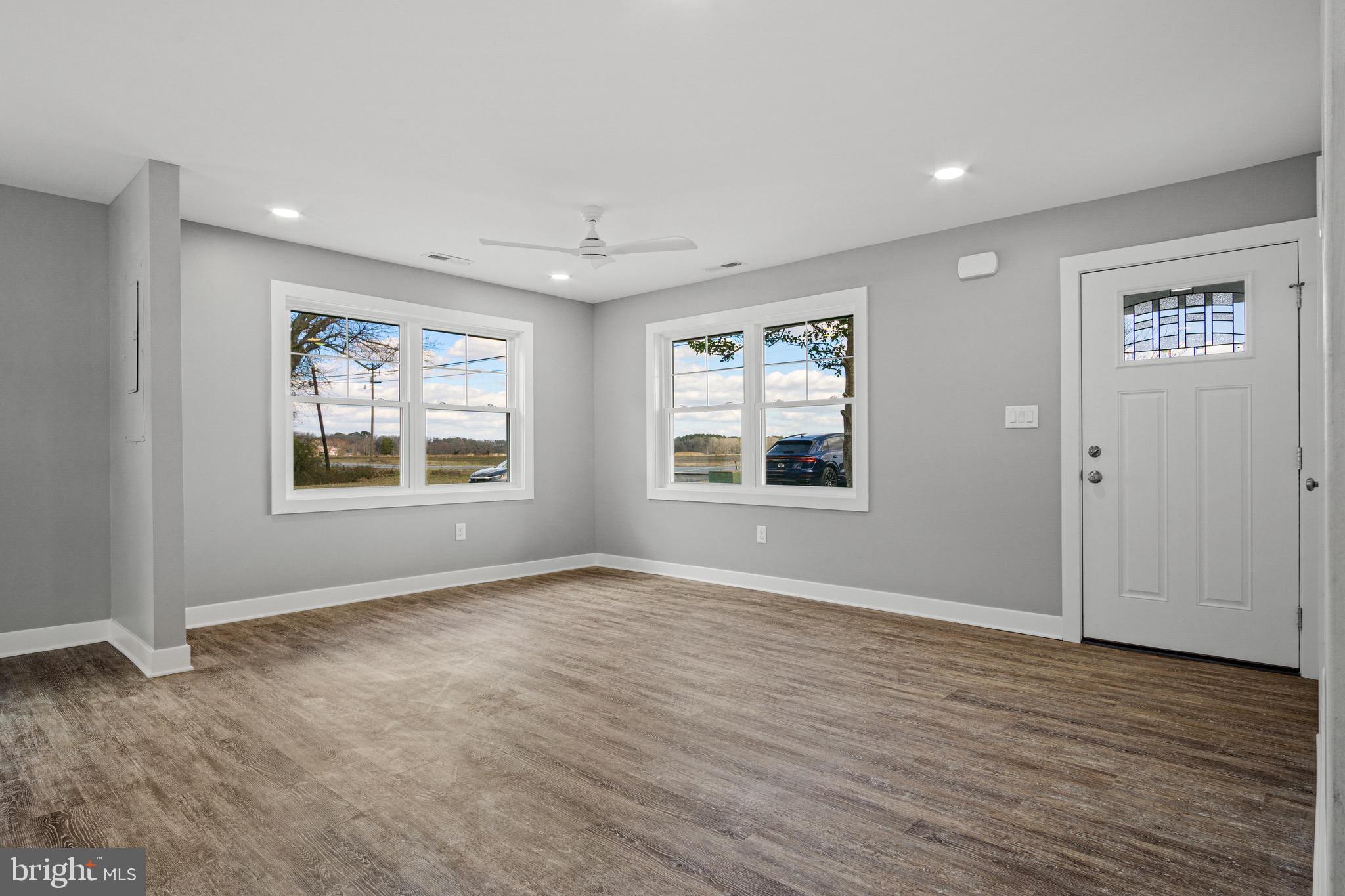 34648 Pepper Road Frankford, DE 19945 - Photo 16 of 38 Living room