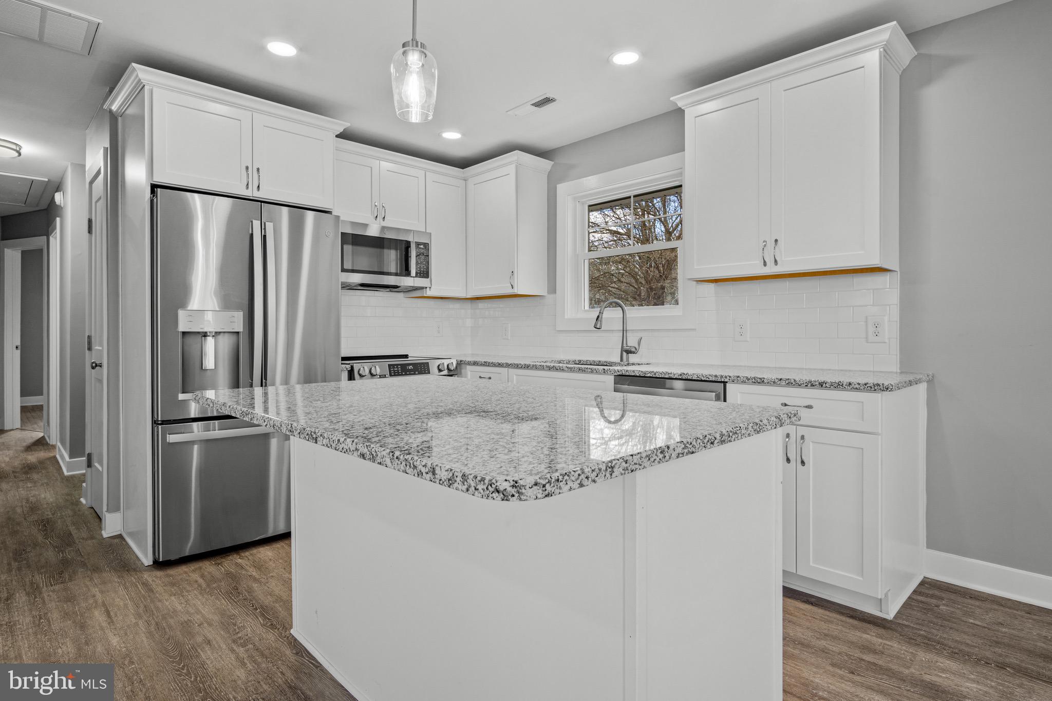 34648 Pepper Road Frankford, DE 19945 - Photo 5 of 38 Kitchen