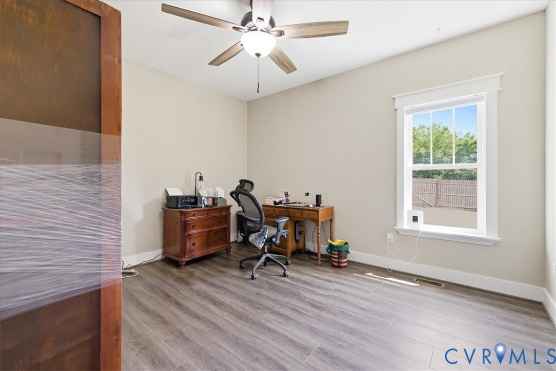 14919 Courthouse Road Dinwiddie, VA 23841 - Photo 21 of 31