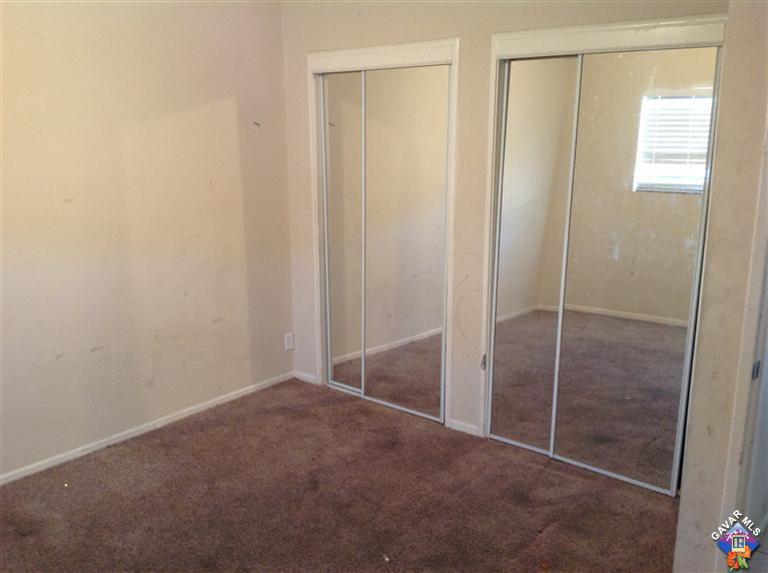 45256 Kingtree Avenue Lancaster, CA 93534 - Photo 2 of 8 a view of an empty room