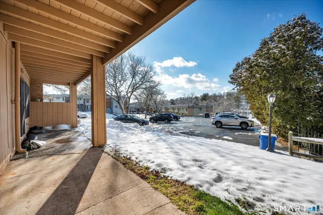 $260,000 | 3 Hawthorn Court, Unit 3, Cromwell, CT 06416