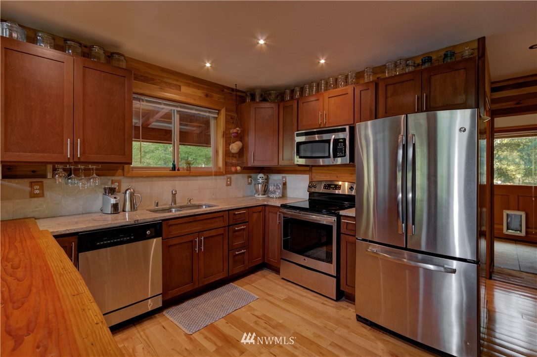 864 Cannon Road Packwood, WA 98361 - Photo 11 of 34 Gallery Image 11