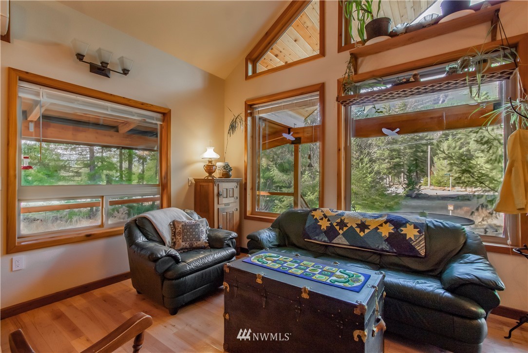 864 Cannon Road Packwood, WA 98361 - Photo 4 of 34 Gallery Image 4